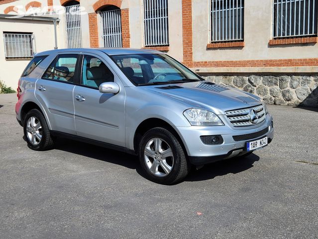 Mercedes Třída M